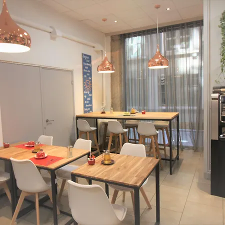 Hotel Western Saint-antoine 3*