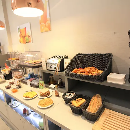 Hotel Western Saint-antoine 3*