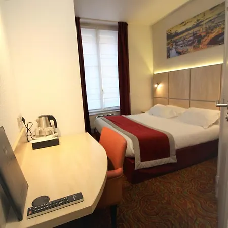 Western Saint-antoine Hotel 3*