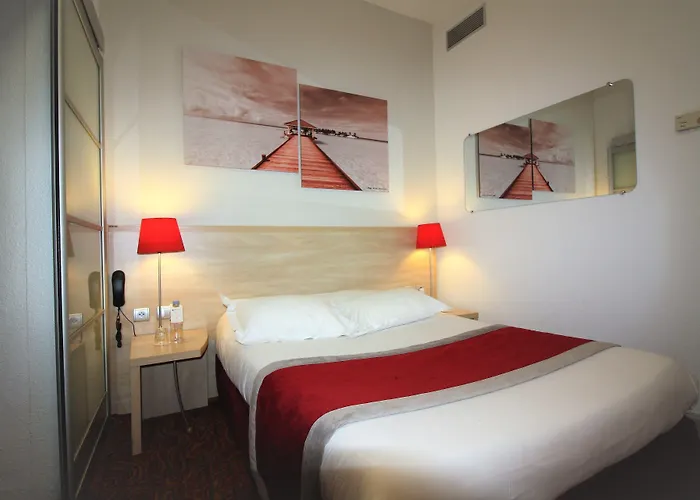 Western Saint-antoine Hotel 3*